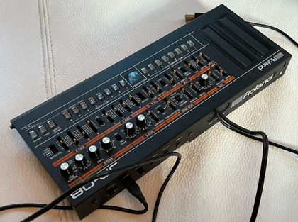 Roland-Roland boutique JP-08